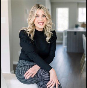 Meet your Posher, Ashleigh